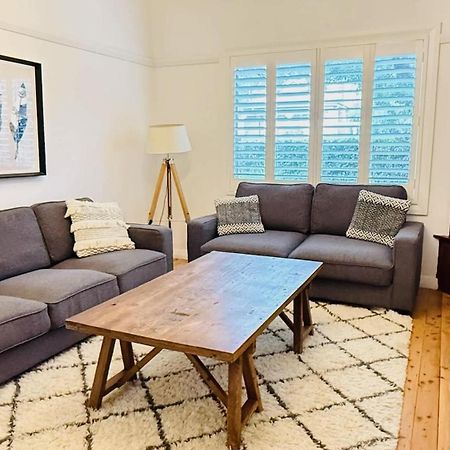La Villette Sleeps 9 Fireplace Bbq Pet Friendly Катумба Екстериор снимка