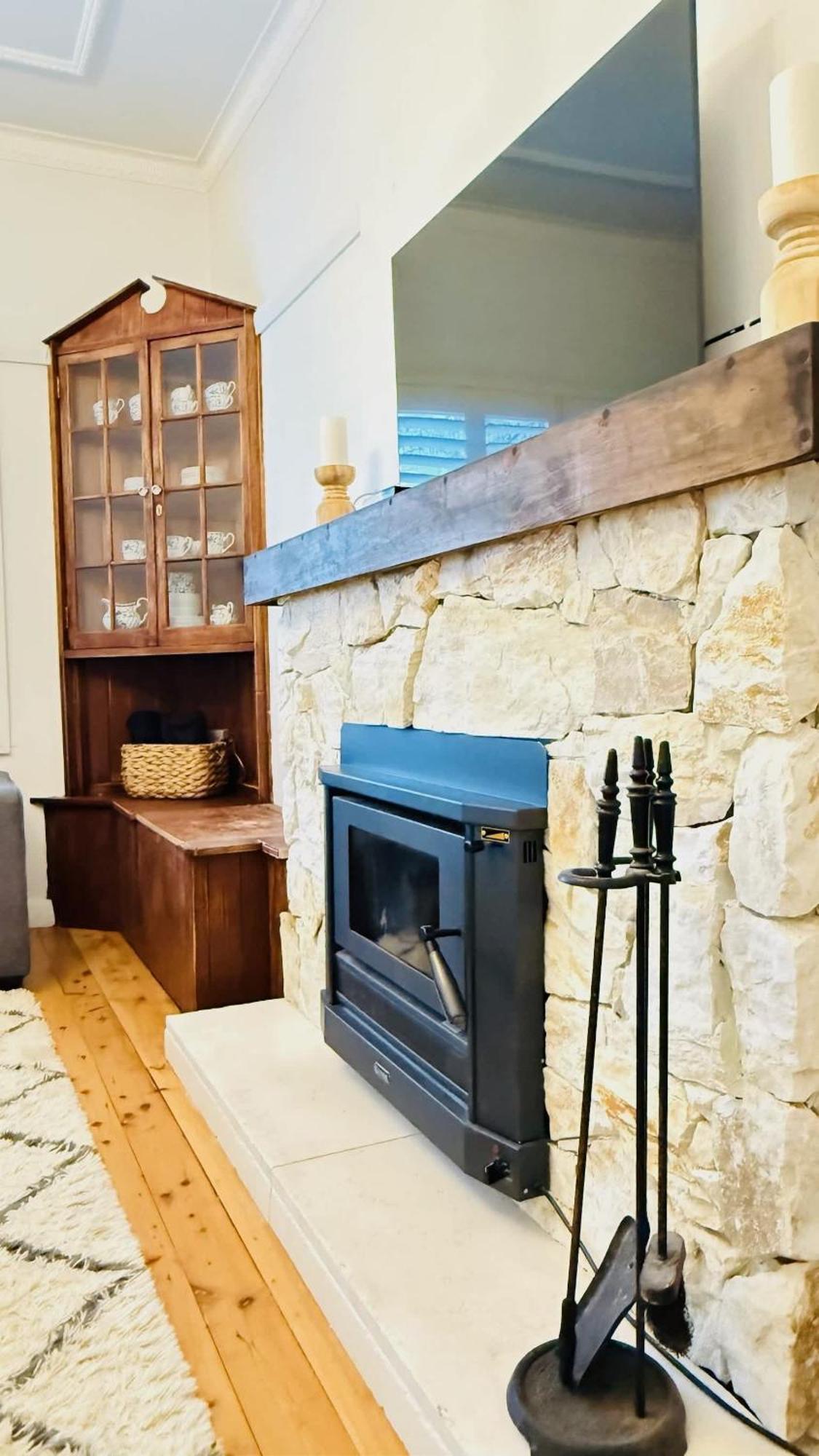 La Villette Sleeps 9 Fireplace Bbq Pet Friendly Катумба Екстериор снимка